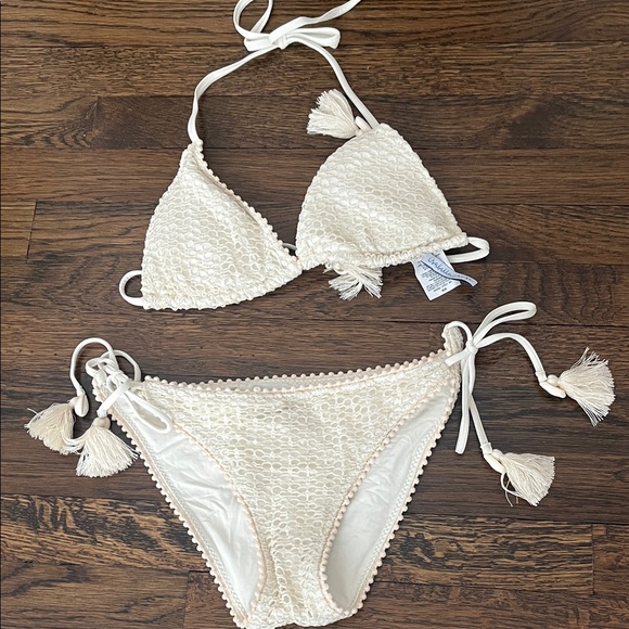 Isabella Rose Swim Other - Isabella Rose, Medium Top/Large Bottom Cream Crochet Bikini Set